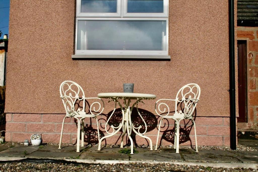 Holiday home Little Red Kirriemuir